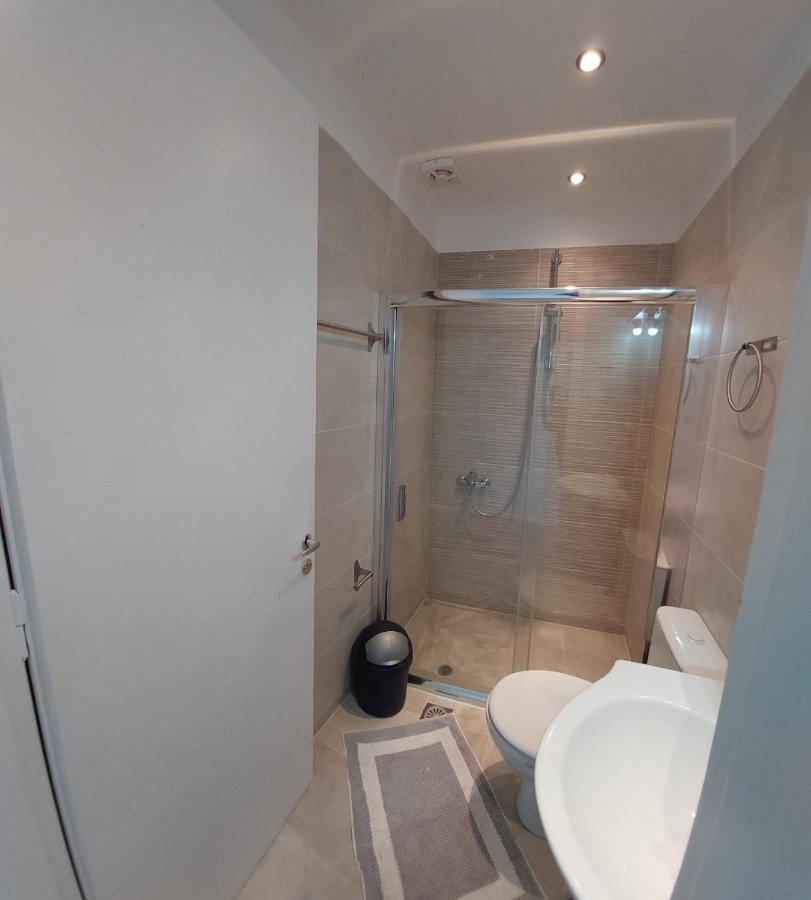Twins Apartments Никиана Екстериор снимка